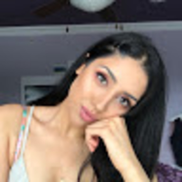 Meet your Posher, Taryn - Picture 1 of 1